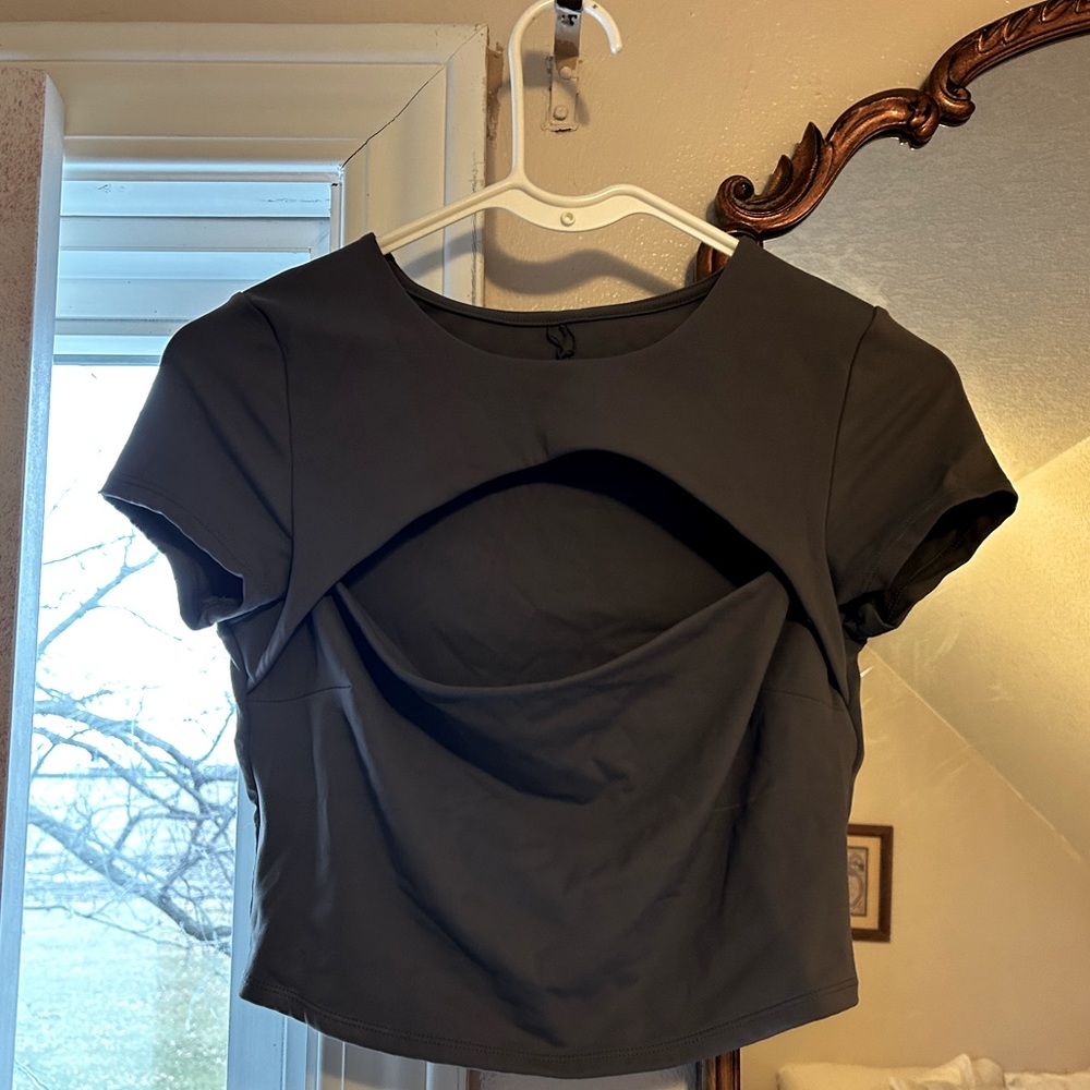 garage dark gray top